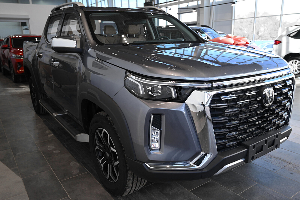 Changan Hunter Plus Комфорт, серый
