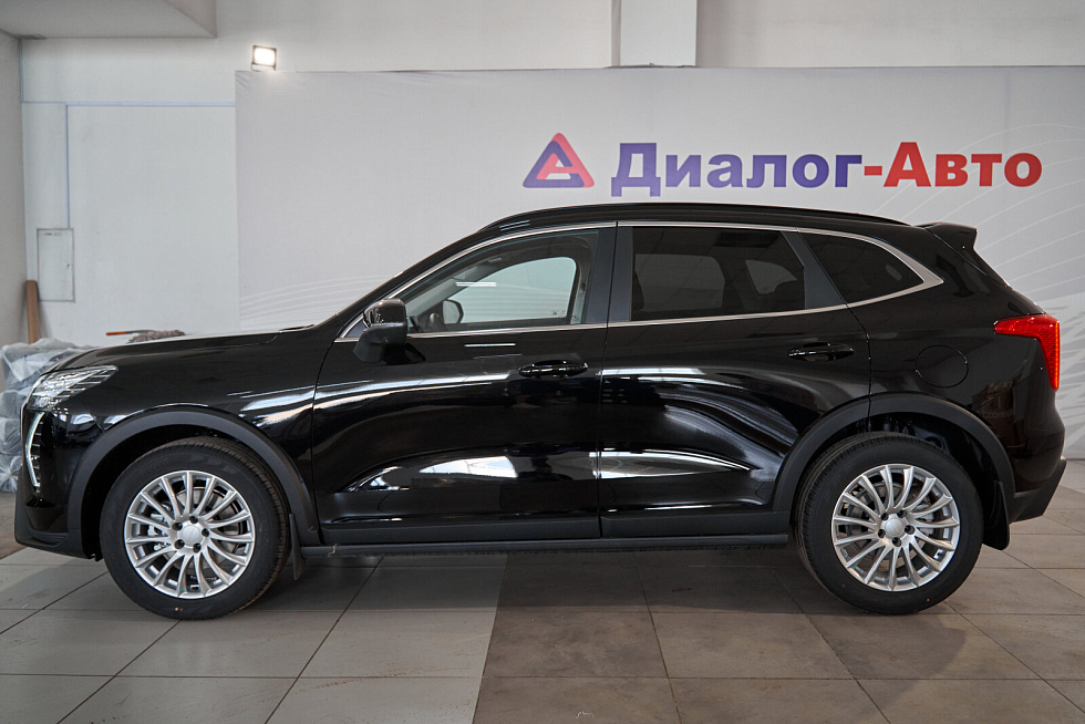 Haval Jolion Техно +, черный
