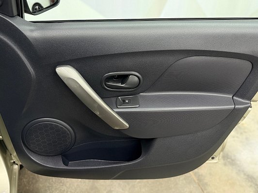 Renault Sandero Drive, 2020 года, пробег 58301 км