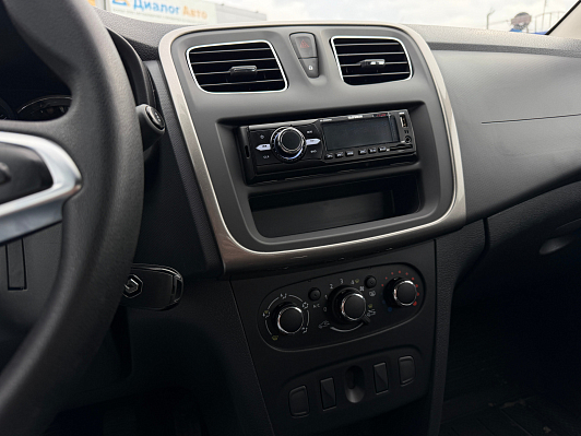 Renault Logan Style, 2021 года, пробег 30666 км