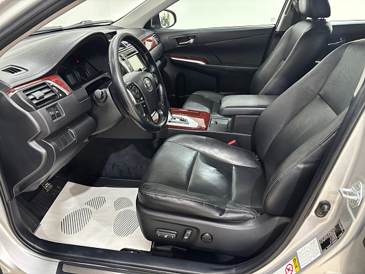Toyota Camry, 2012 года, пробег 216905 км