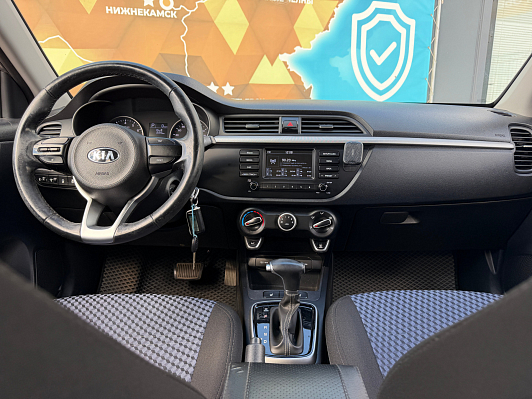 Kia Rio Luxe, 2019 года, пробег 127207 км
