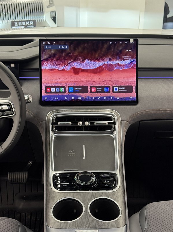 Geely Galaxy M7 Starship, белый