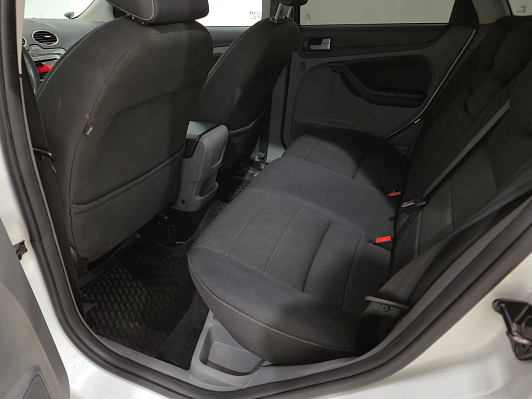 Ford Focus Ghia, 2011 года, пробег 215435 км