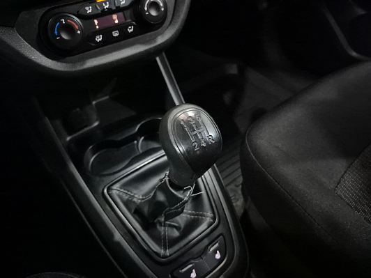 Lada (ВАЗ) Vesta 50 Anniversary, 2018 года, пробег 131485 км