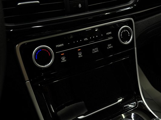 Kia Seltos Premium Edition, 2024 года, пробег 27105 км