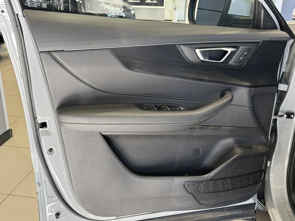 Chery Tiggo 4 Active, серый
