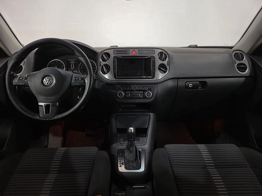 Volkswagen Tiguan, 2010 года, пробег 200735 км