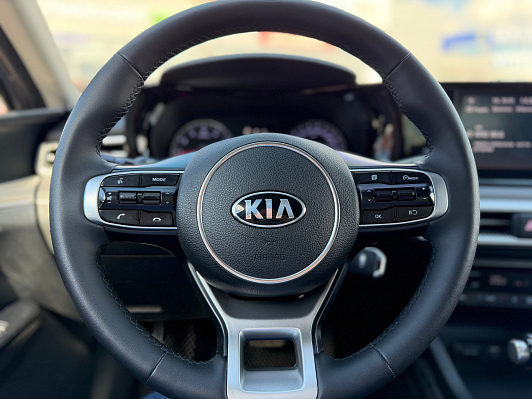 Kia K5 Classic, 2021 года, пробег 87518 км