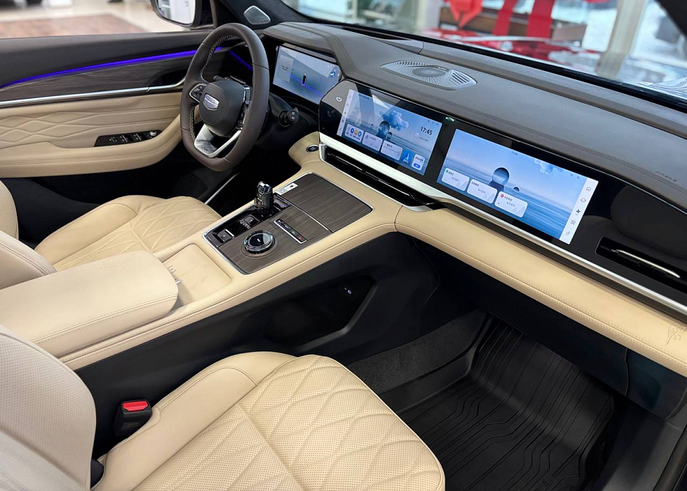 Geely Monjaro Flagship (2023-2025), черный