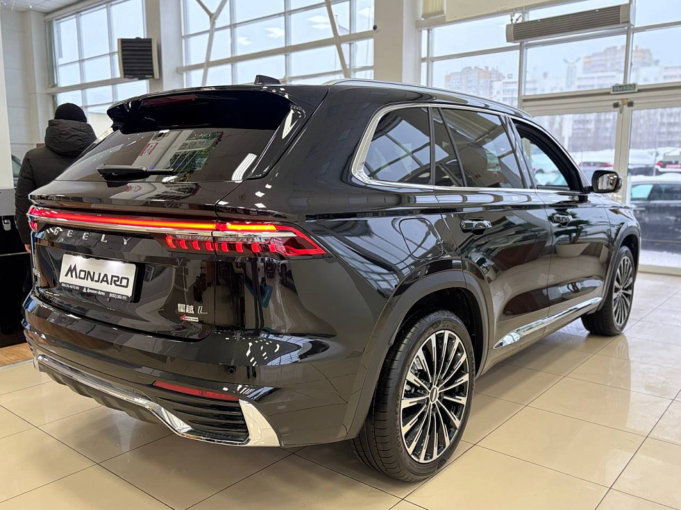 Geely Monjaro Flagship (2023-2025), черный