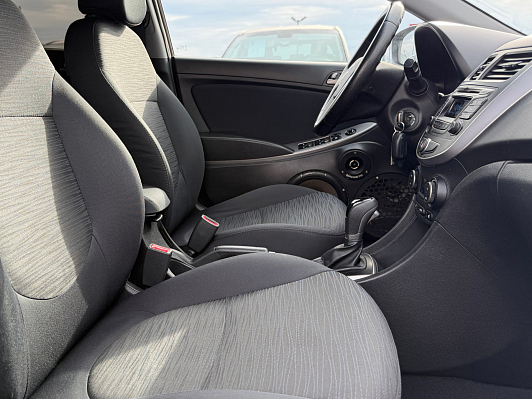 Hyundai Solaris Elegance, 2016 года, пробег 141000 км