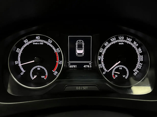 Skoda Rapid Ambition, 2017 года, пробег 169000 км