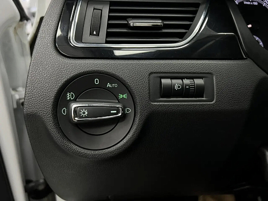 Skoda Rapid Ambition, 2017 года, пробег 169000 км