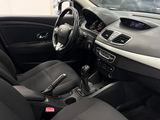 Renault Fluence, 2012 года, пробег 194795 км