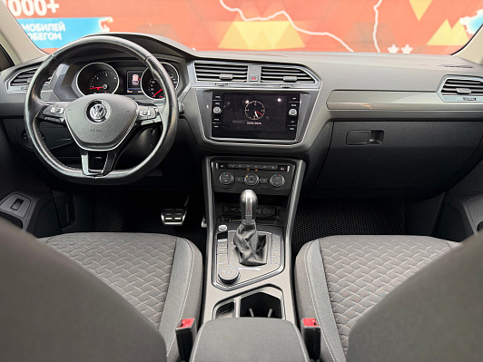 Volkswagen Tiguan Highline, 2018 года, пробег 96000 км