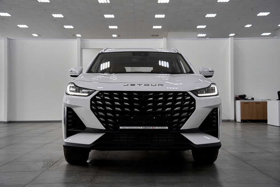 Jetour X70+ Престиж, белый