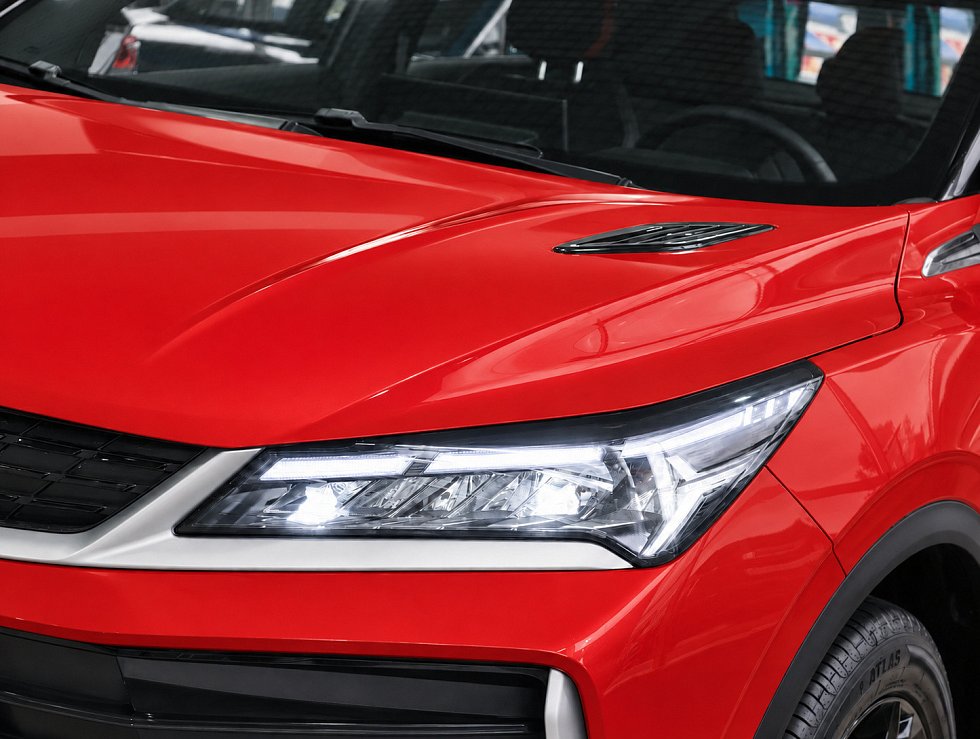 Geely Coolray Спорт, красный