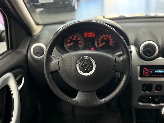 Renault Sandero, 2013 года, пробег 155000 км