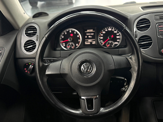 Volkswagen Tiguan Trend&Fun, 2013 года, пробег 156000 км