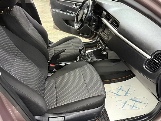 Kia Rio Luxe, 2019 года, пробег 117512 км
