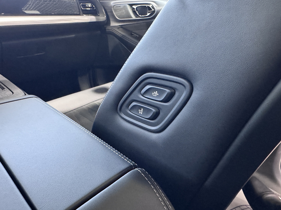 GAC GS8 GX Premium, серебряный