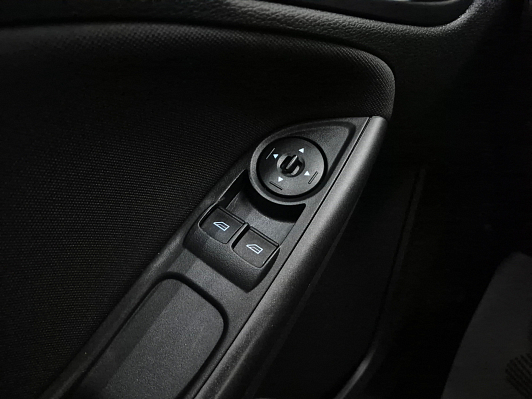 Ford Focus SYNC Edition, 2017 года, пробег 130240 км