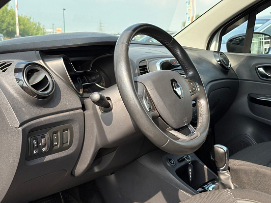Renault Kaptur Style, 2016 года, пробег 139850 км