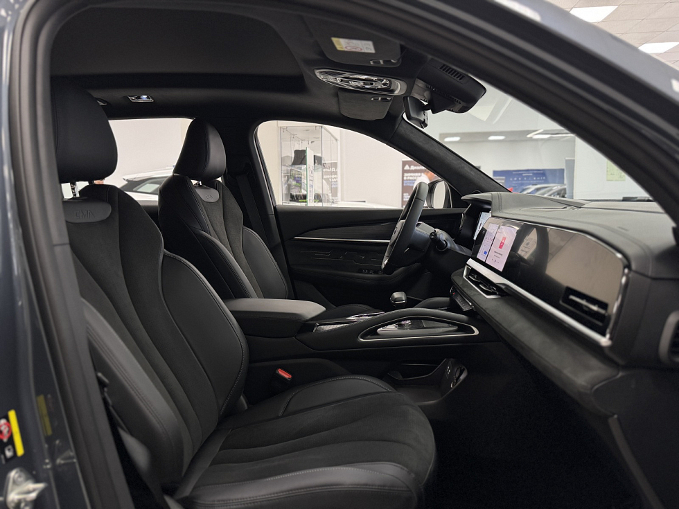 Geely Monjaro Люкс (2023-2025), серый