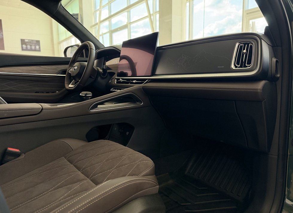 Geely Monjaro Flagship, зеленый