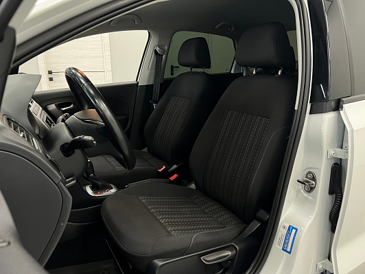 Volkswagen Polo Comfortline, 2020 года, пробег 111123 км