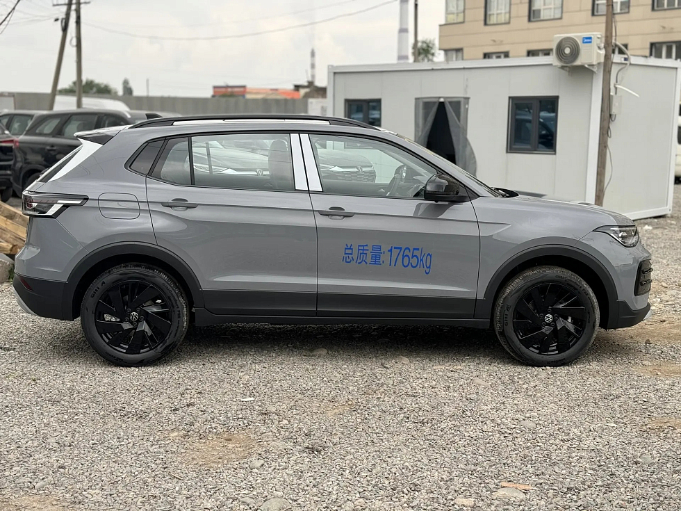 Volkswagen Tiguan R-Line Smart Leadership, серый