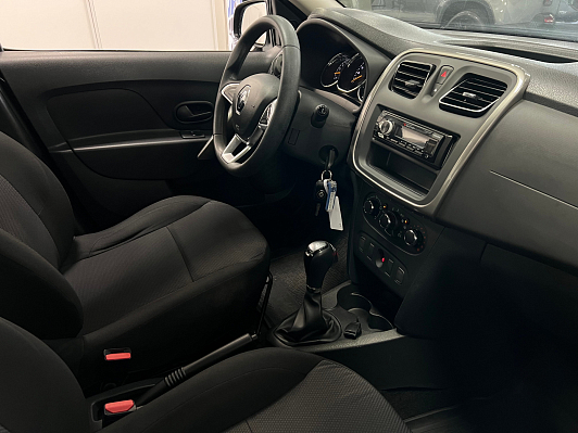 Renault Logan Drive, 2021 года, пробег 67450 км