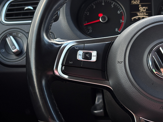 Volkswagen Polo SELECT, 2020 года, пробег 76668 км