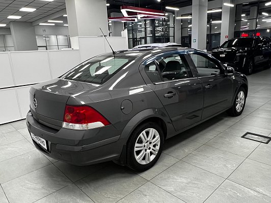 Opel Astra Cosmo, 2011 года, пробег 122000 км