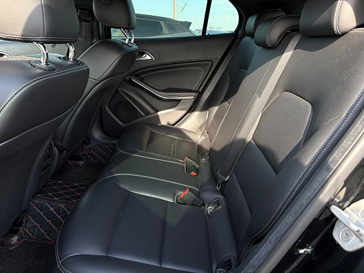 Mercedes-Benz GLA GLA 250 4MATIC Особая серия, 2015 года, пробег 246083 км