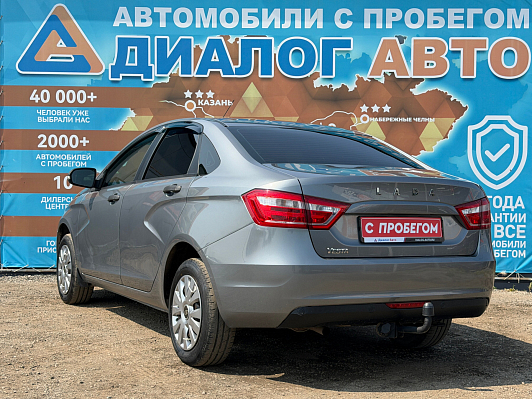 Lada (ВАЗ) Vesta Comfort, 2017 года, пробег 93827 км
