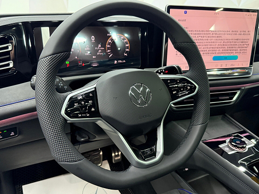 Volkswagen Tiguan R-Line Premium Edition, 2026 года, пробег 80 км
