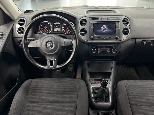 Volkswagen Tiguan Trend&Fun, 2013 года, пробег 156000 км