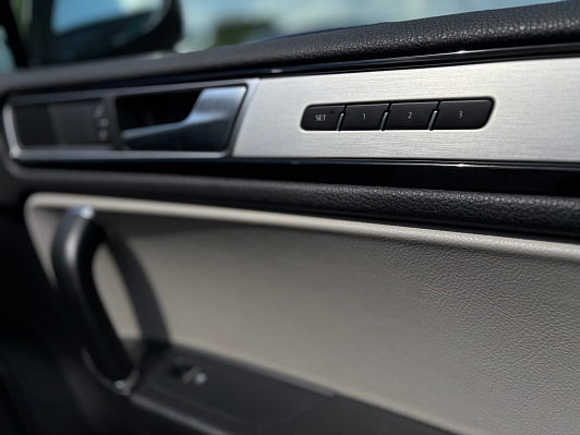 Volkswagen Touareg Wolfsburg Edition, 2017 года, пробег 185388 км