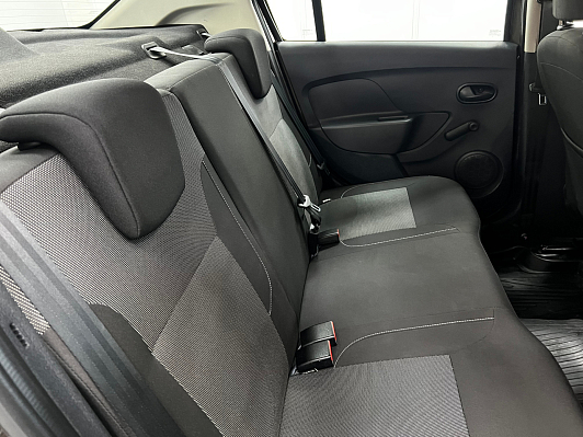 Renault Logan Stepway Life, 2020 года, пробег 91613 км