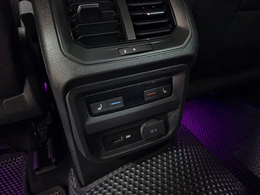 Volkswagen Tiguan Sportline, 2018 года, пробег 77405 км