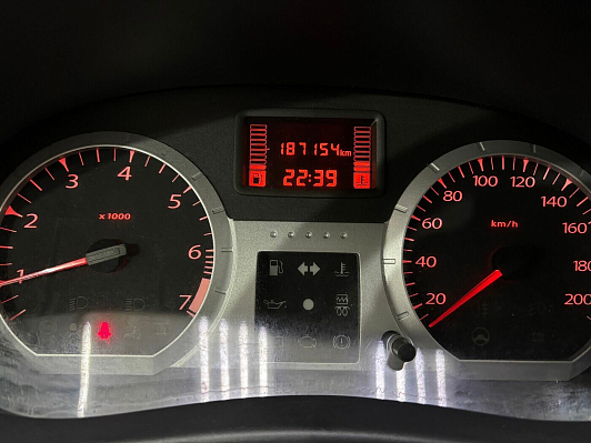 Lada (ВАЗ) Largus Luxe Glonass (7 мест) (2018-2019), 2018 года, пробег 100000 км