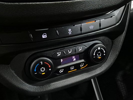 Lada (ВАЗ) Vesta Luxe Multimedia, 2022 года, пробег 34989 км
