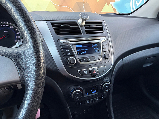 Hyundai Solaris Elegance, 2016 года, пробег 140000 км