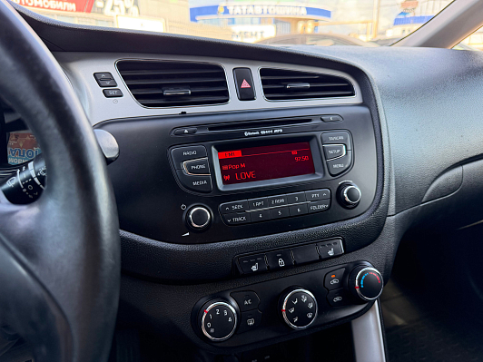 Kia Ceed Comfort, 2015 года, пробег 175783 км