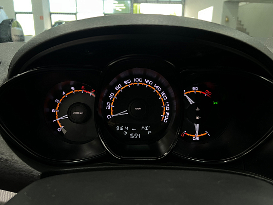 Lada (ВАЗ) Vesta Luxe, 2021 года, пробег 91000 км