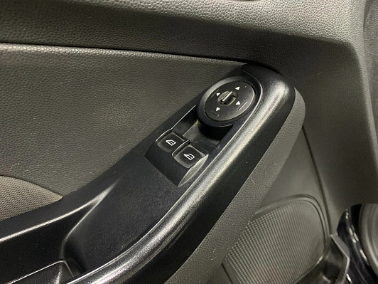 Ford Fiesta Ambiente, 2016 года, пробег 250638 км