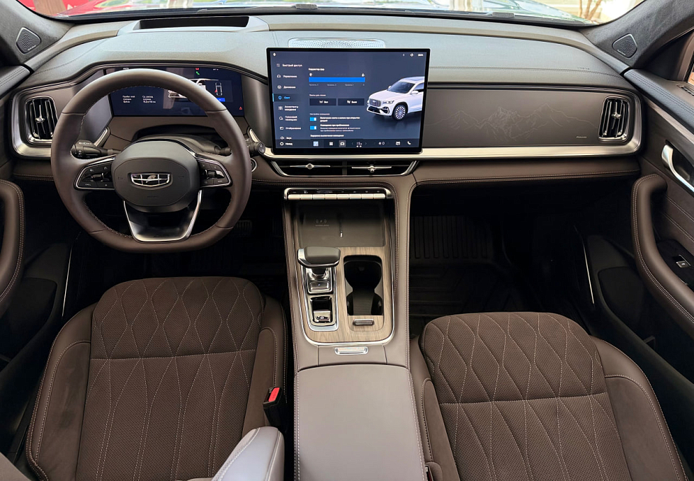 Geely Monjaro Flagship (2023-2025), зеленый