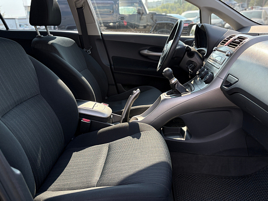 Toyota Auris, 2008 года, пробег 204203 км